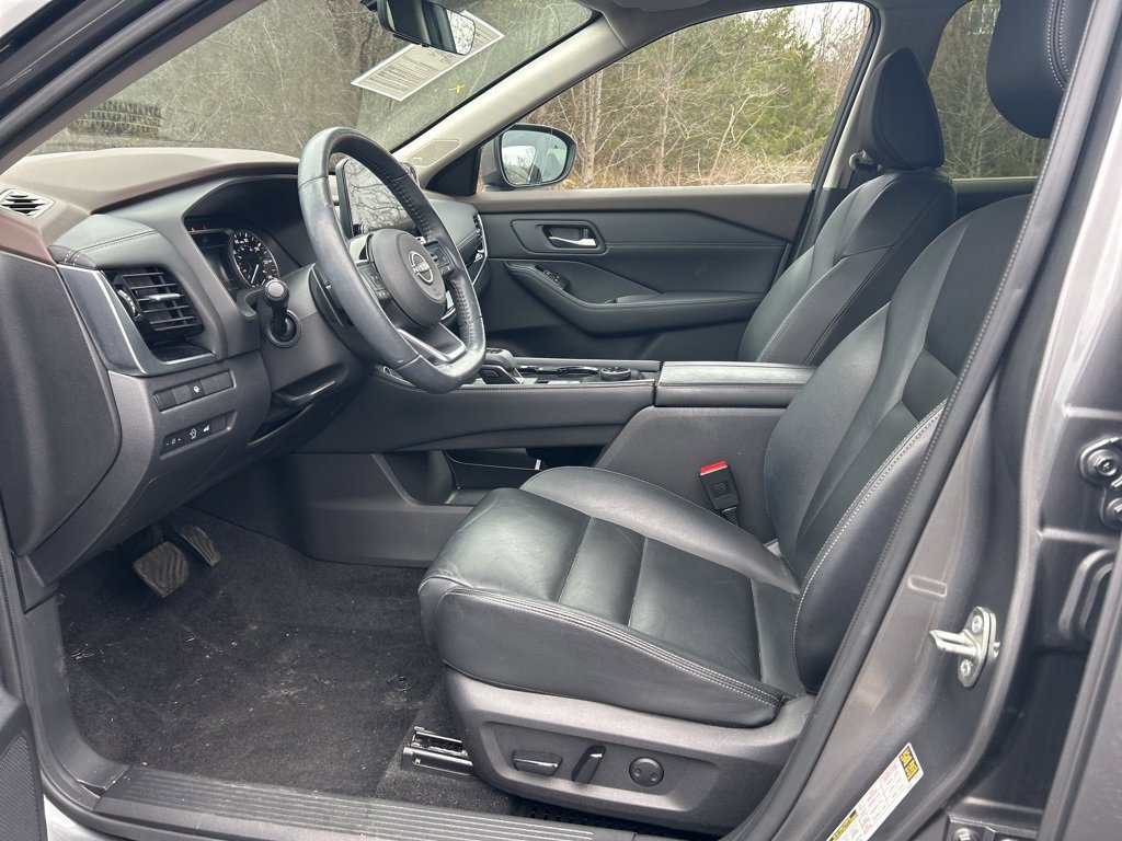 Used 2023 Nissan Rogue SL w/ SL Premium Package image 8