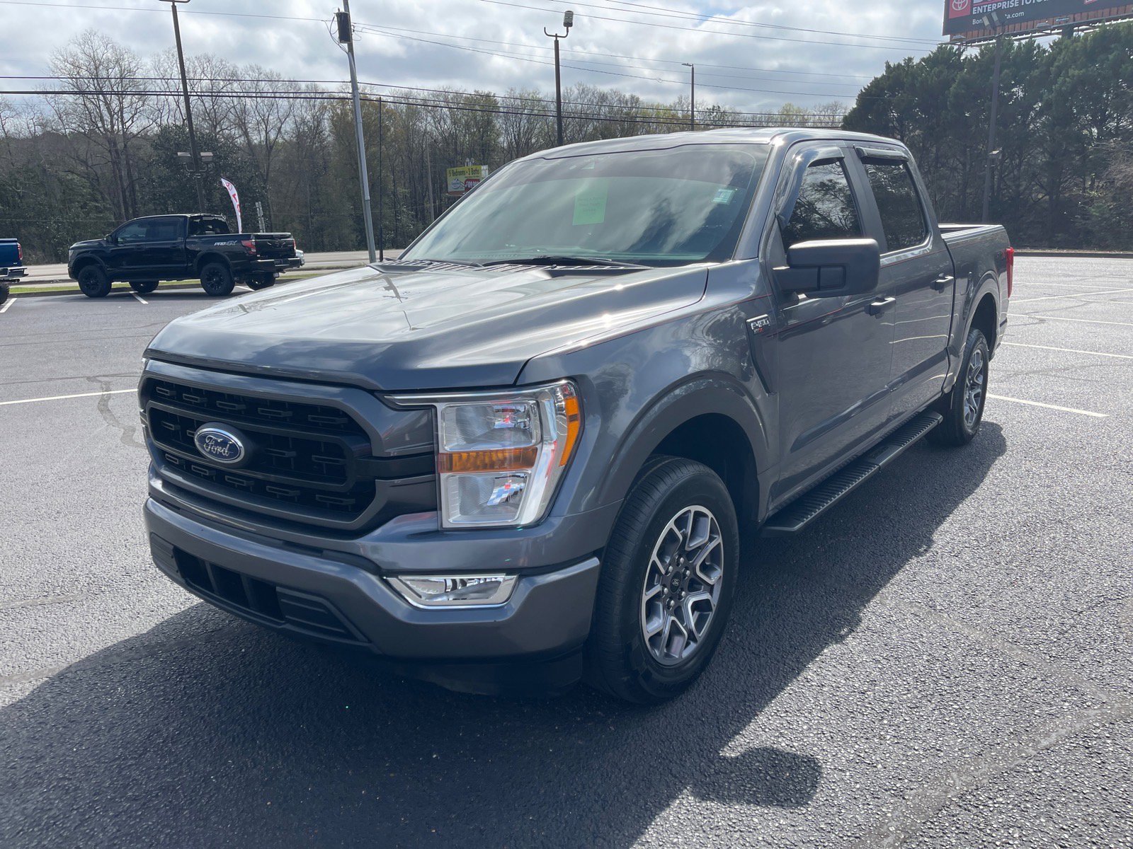 Used 2021 Ford F150 XL w/ STX Appearance Package image 3