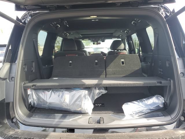 New 2027 INFINITI QX80 Autograph w/ Premium Cargo Package AWD/4WD image 9