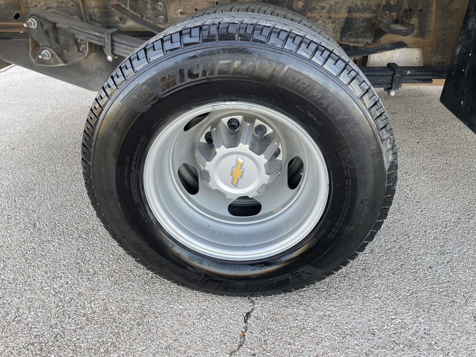 Used 2024 Chevrolet Silverado 3500 W/T w/ WT Convenience Package image 35