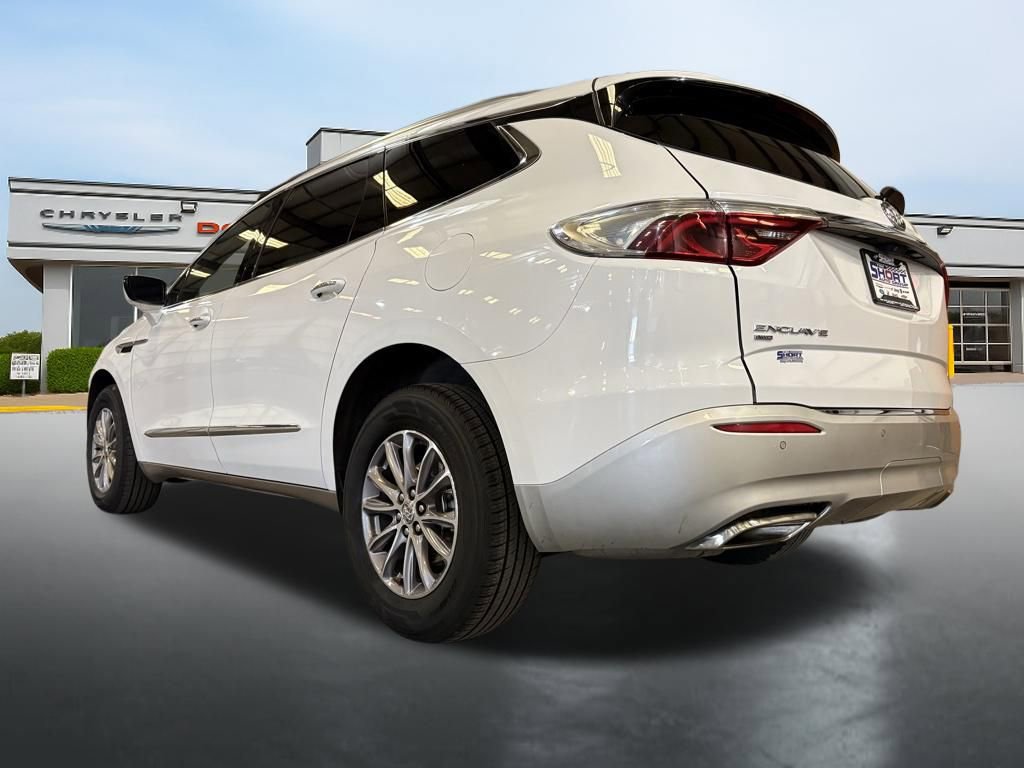 Used 2024 Buick Enclave Premium image 11