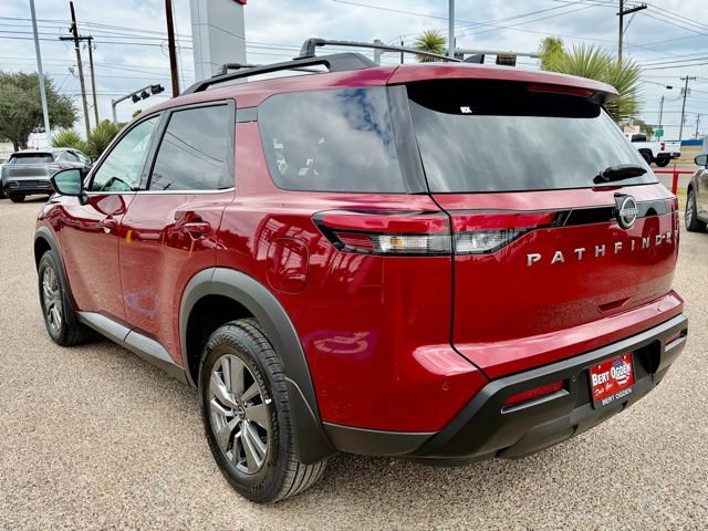 Certified 2026 Nissan Pathfinder SV FWD image 5
