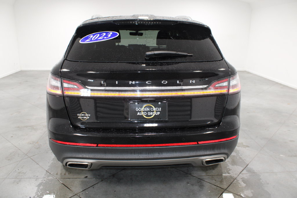 Used 2023 Lincoln Nautilus Reserve AWD/4WD image 8
