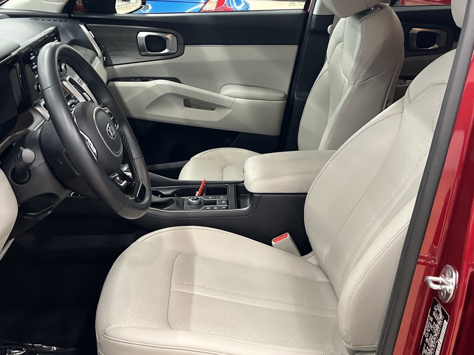 Used 2021 Kia Sorento EX image 13