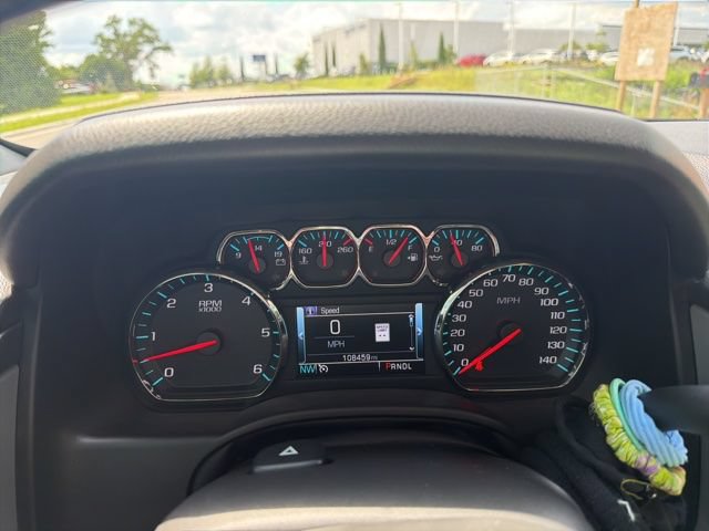 Used 2019 Chevrolet Suburban LT RWD image 12