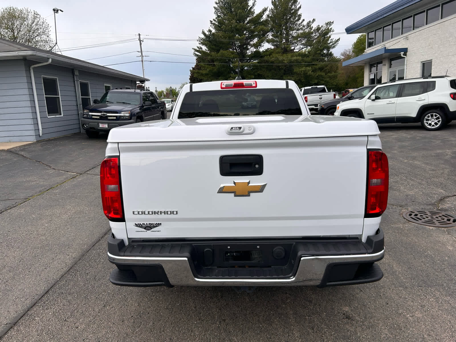 Used 2017 Chevrolet Colorado W/T w/ WT Convenience Package AWD/4WD image 4