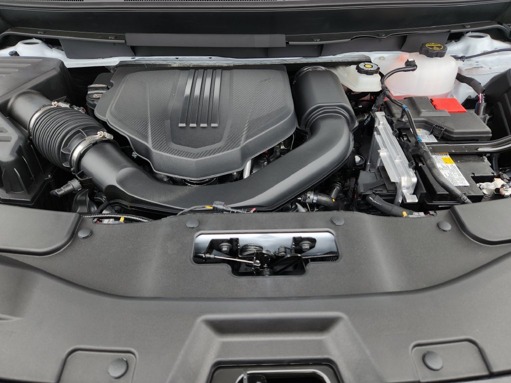 New 2026 Chevrolet Traverse LT w/ Driver Confidence Package FWD image 22