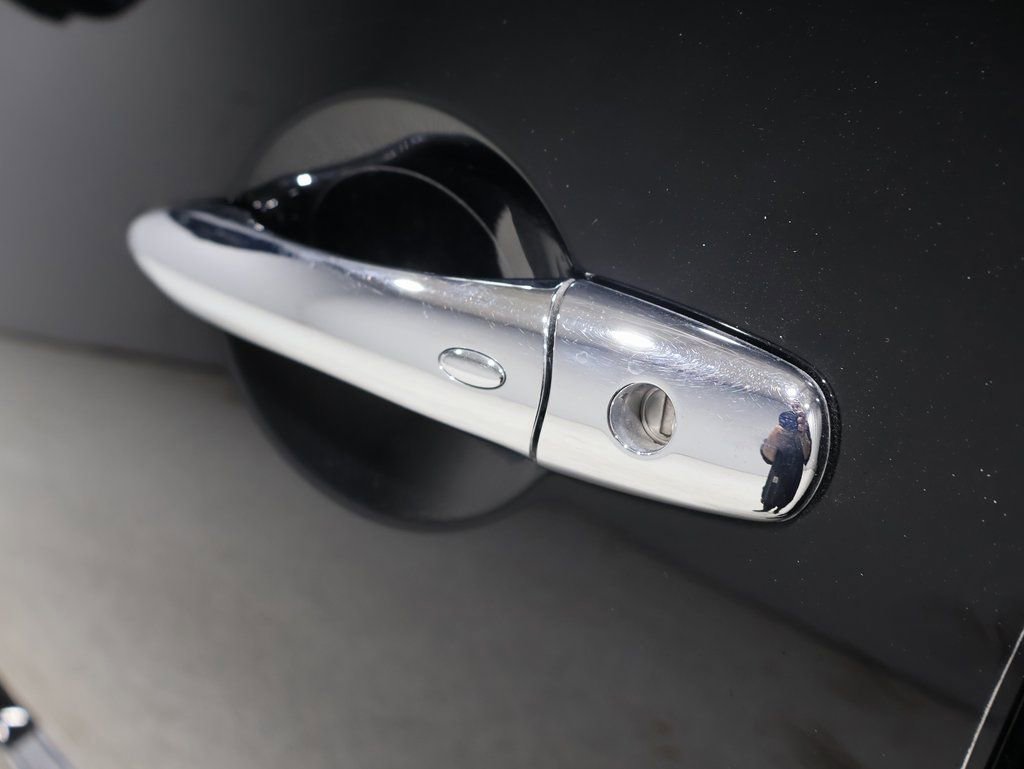 Used 2019 INFINITI QX80 Luxe w/ Proassist Package image 10