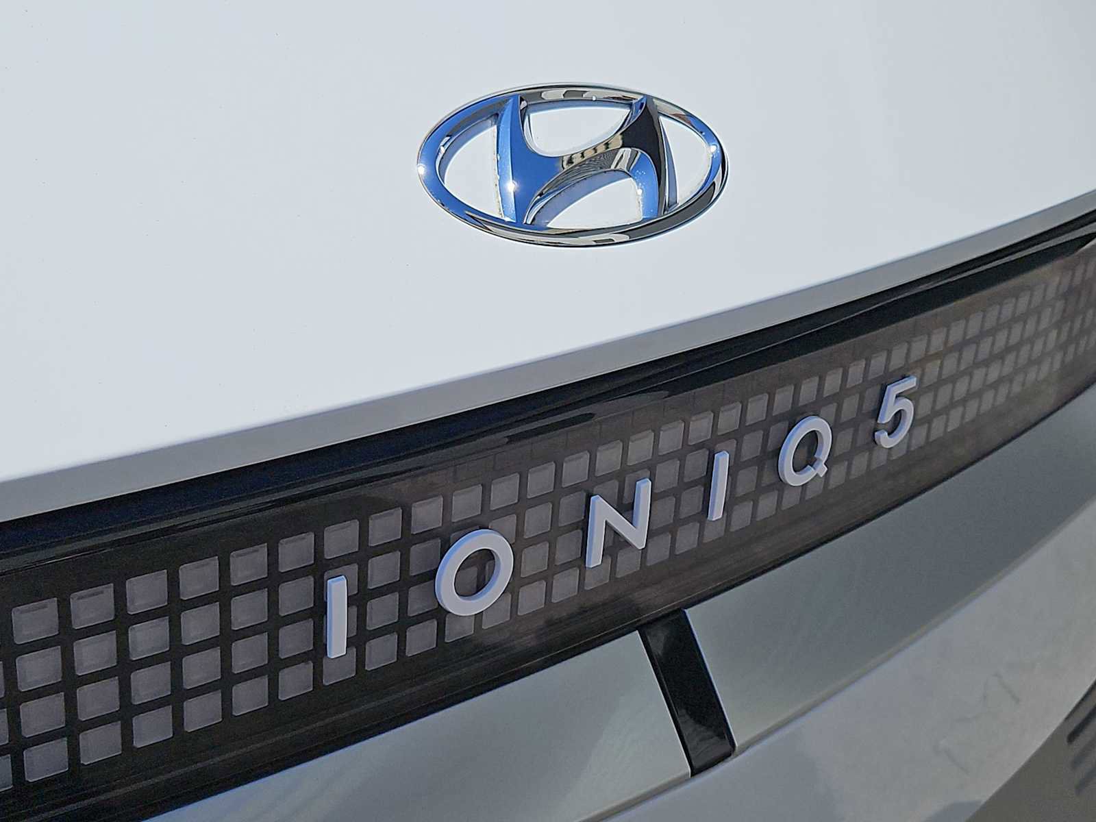 Certified 2024 Hyundai Ioniq 5 Limited image 12