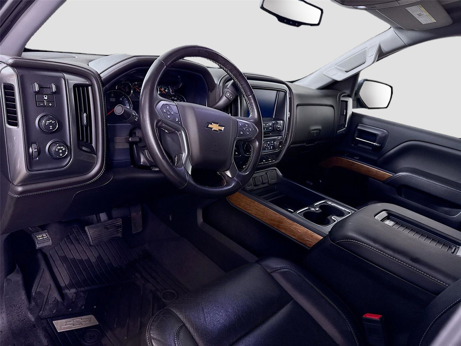 Used 2018 Chevrolet Silverado 1500 LTZ w/ Sport Package image 3