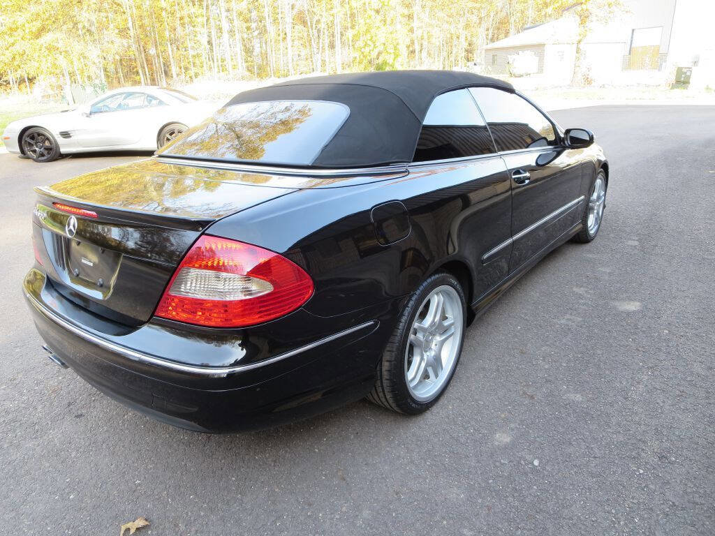 Used 2008 Mercedes-Benz CLK 550 CLK 550 2dr Convertible image 22