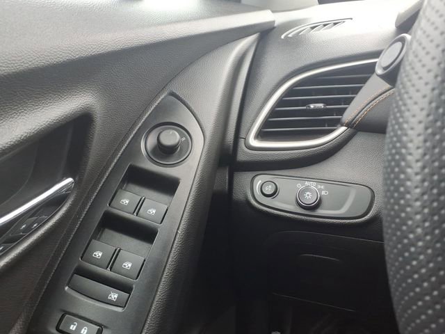 Used 2017 Chevrolet Trax LT AWD/4WD image 20