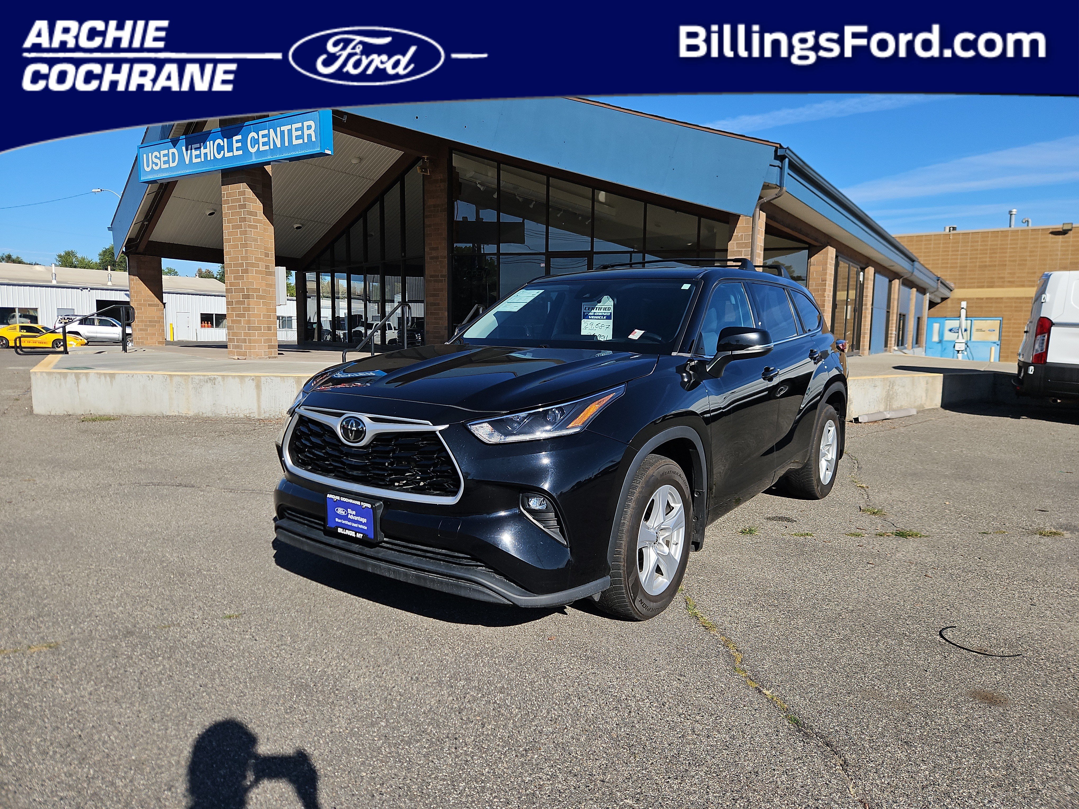 Used 2021 Toyota Highlander LE