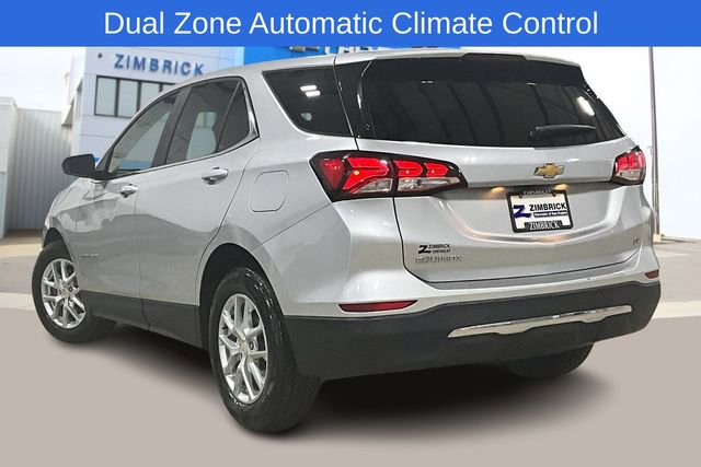 Used 2022 Chevrolet Equinox LT w/ Driver Convenience Package image 4