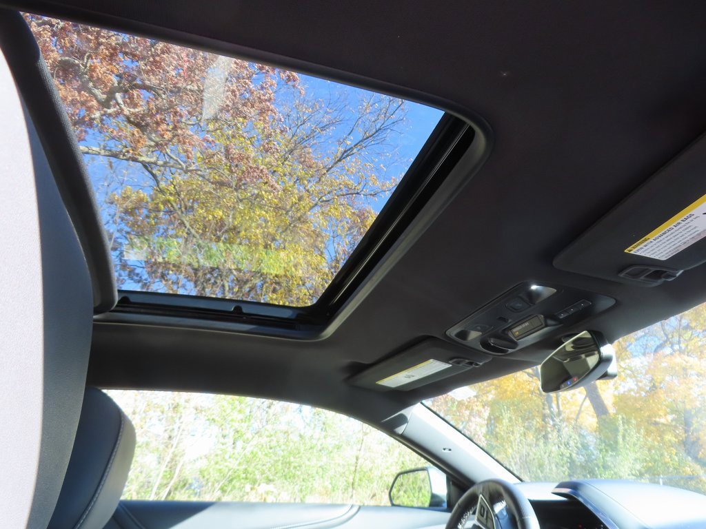 Used 2017 Chevrolet Camaro SS image 7