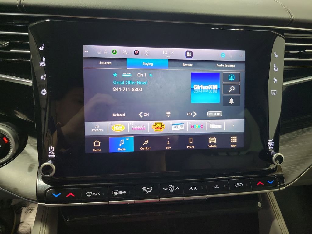 Used 2023 Jeep Wagoneer L Series II w/ Convenience Group I AWD/4WD image 48
