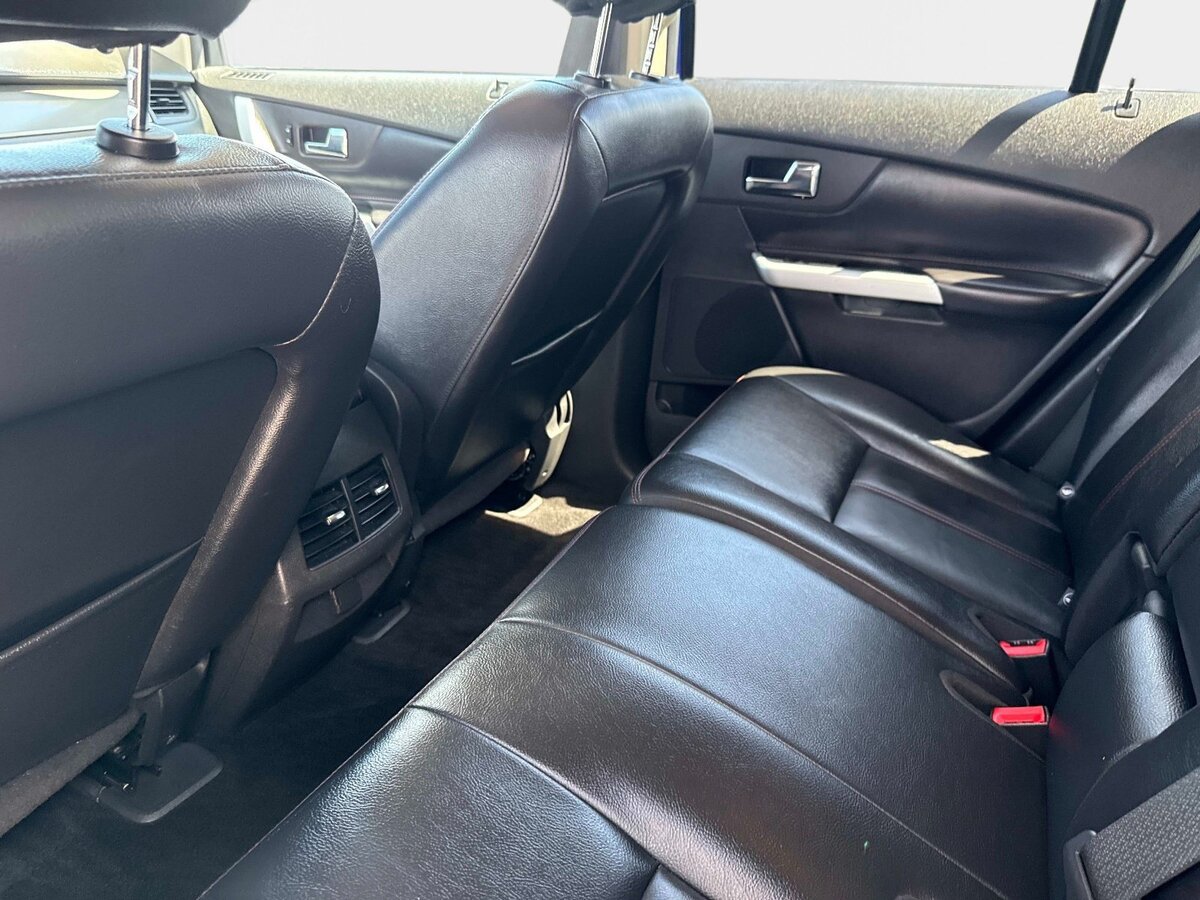 Used 2013 Ford Edge SEL FWD image 14