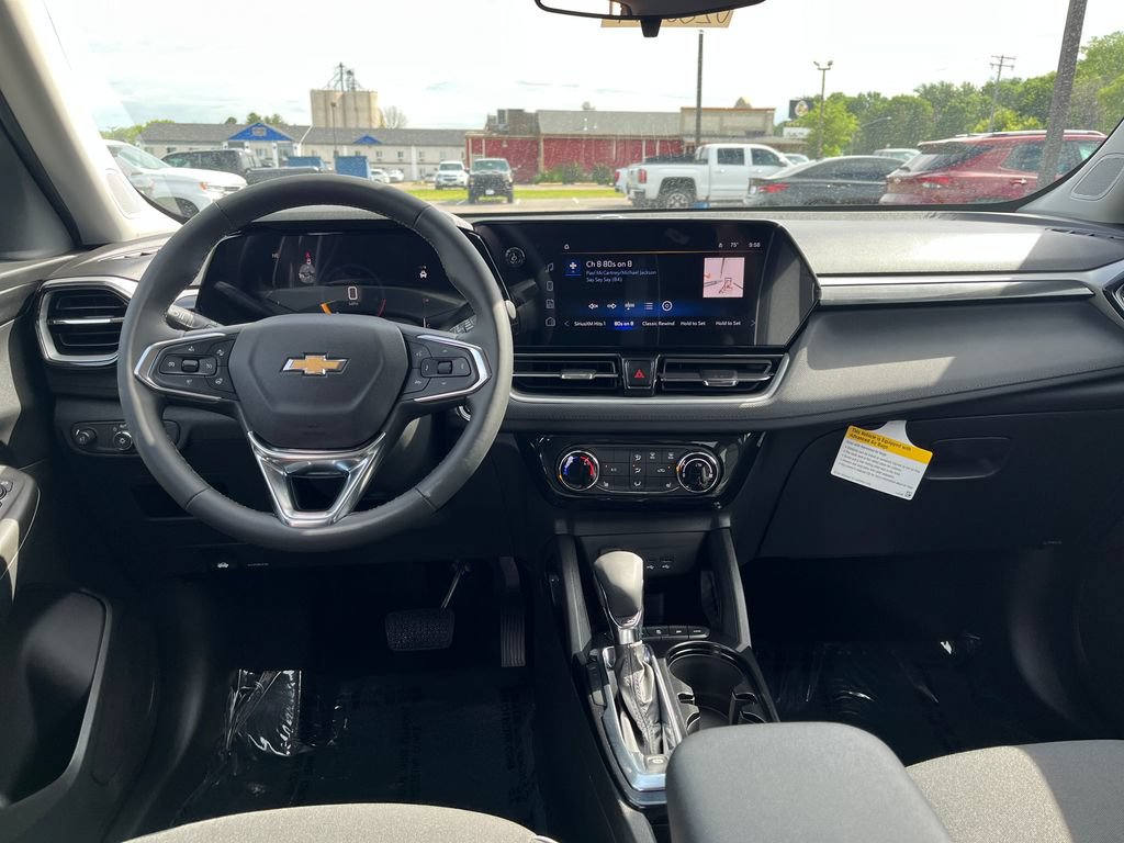 New 2026 Chevrolet TrailBlazer LT w/ LT Cold Weather Package AWD/4WD image 12