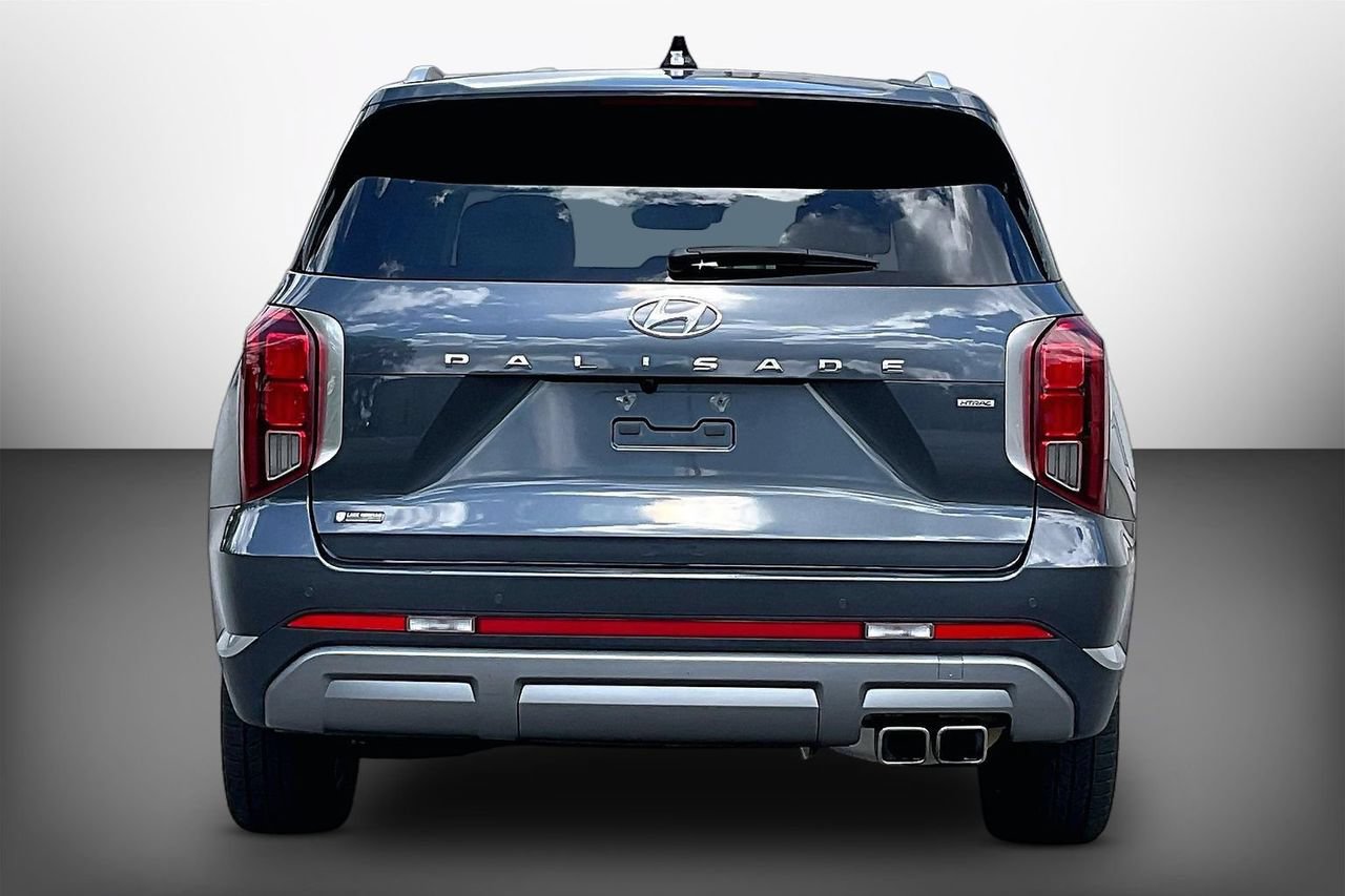 Used 2024 Hyundai Palisade Limited AWD/4WD image 7