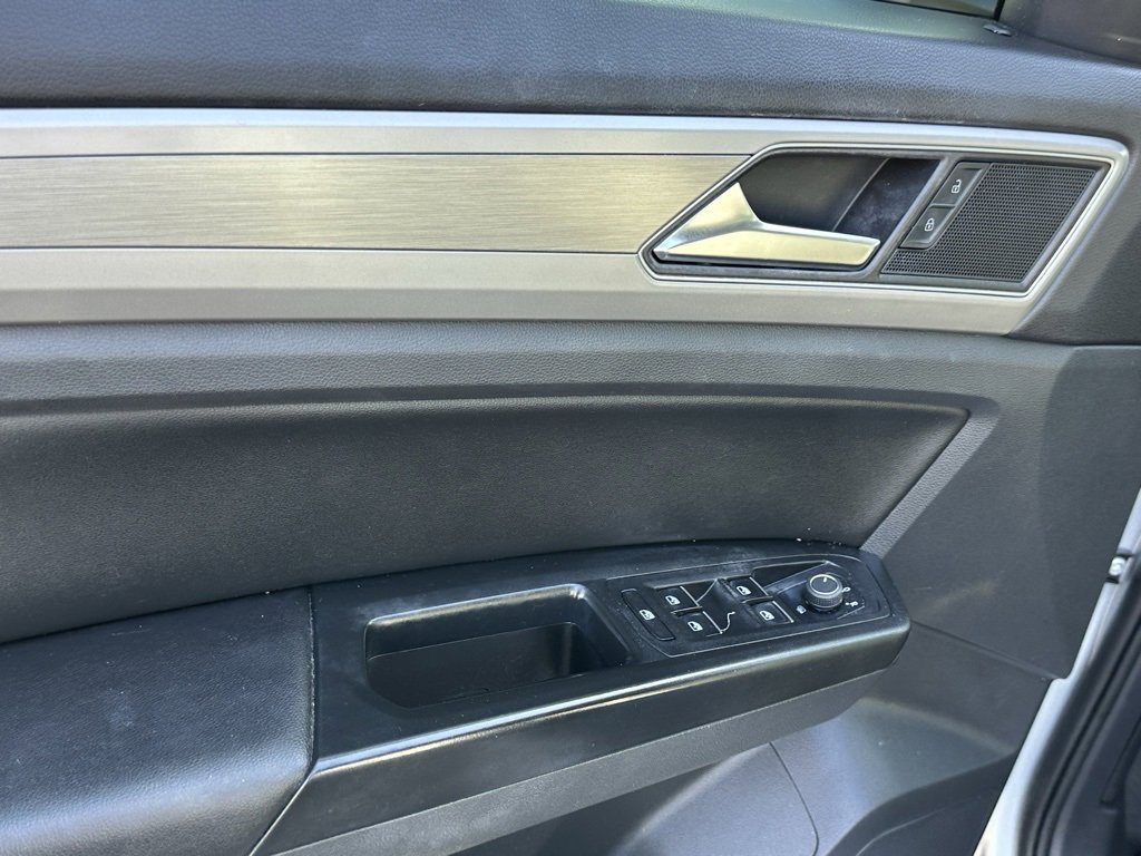 Used 2019 Volkswagen Atlas SE image 14