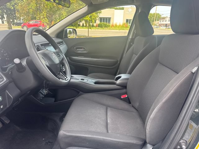 Used 2018 Honda HR-V LX image 13