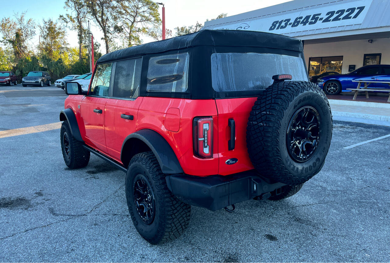 Used 2023 Ford Bronco Wildtrak image 9