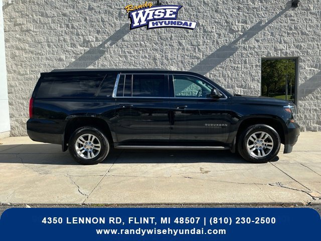 Used 2018 Chevrolet Suburban LT AWD/4WD image 4