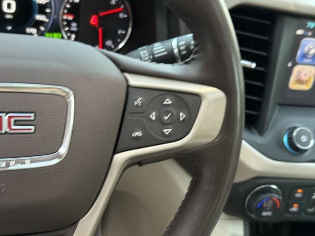 Used 2019 GMC Acadia Denali w/ Technology Package FWD image 28