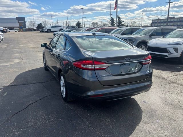 Used 2018 Ford Fusion SE image 7