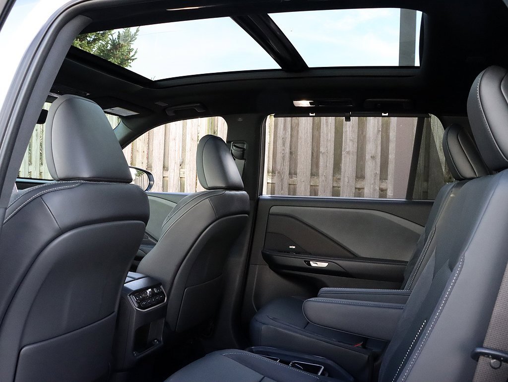 Used 2025 Lexus TX 350 AWD image 9