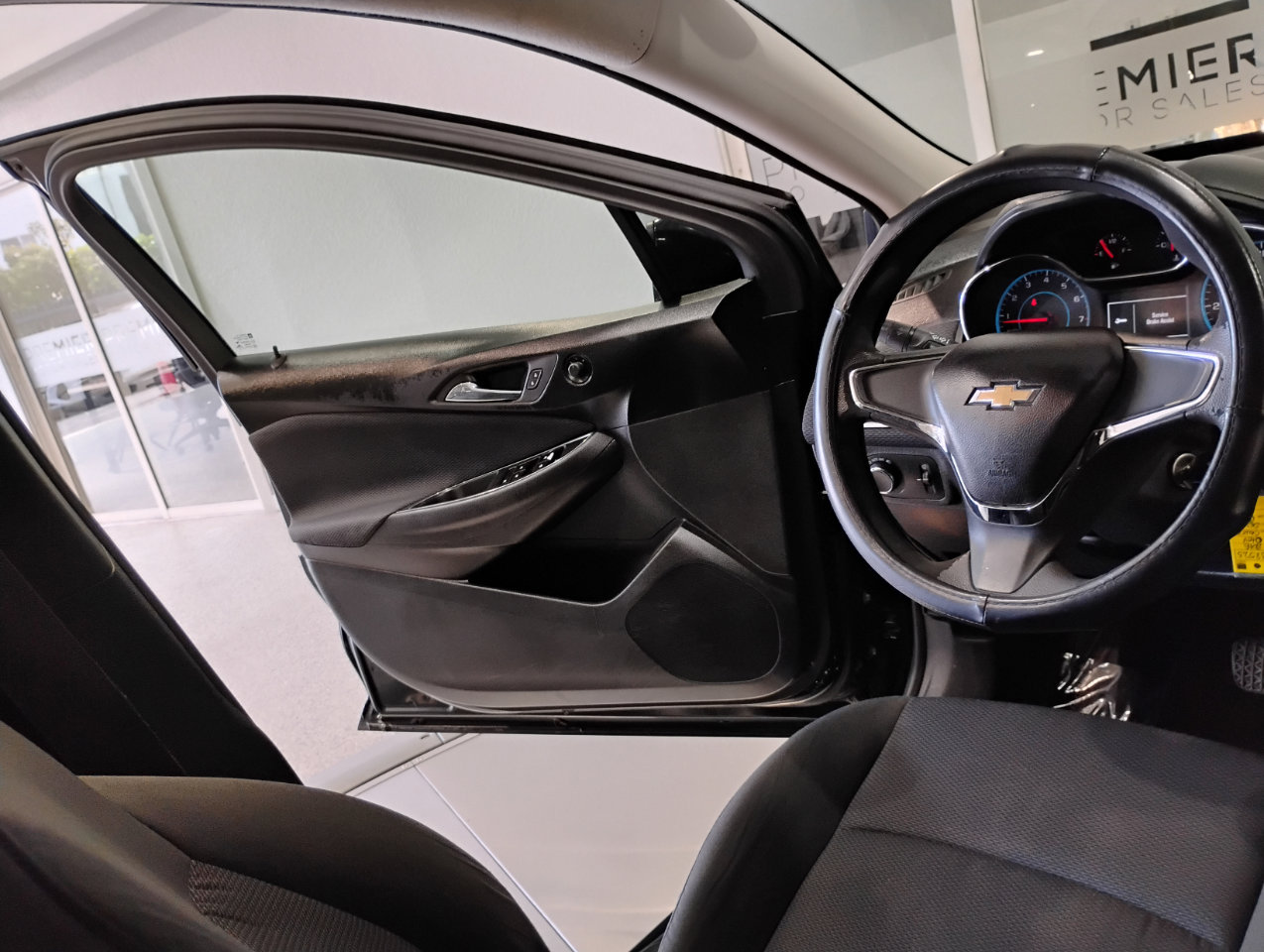 Used 2016 Chevrolet Cruze LS image 23