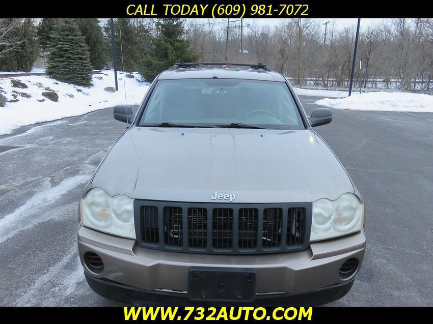 Used 2006 Jeep Grand Cherokee Laredo AWD/4WD image 5