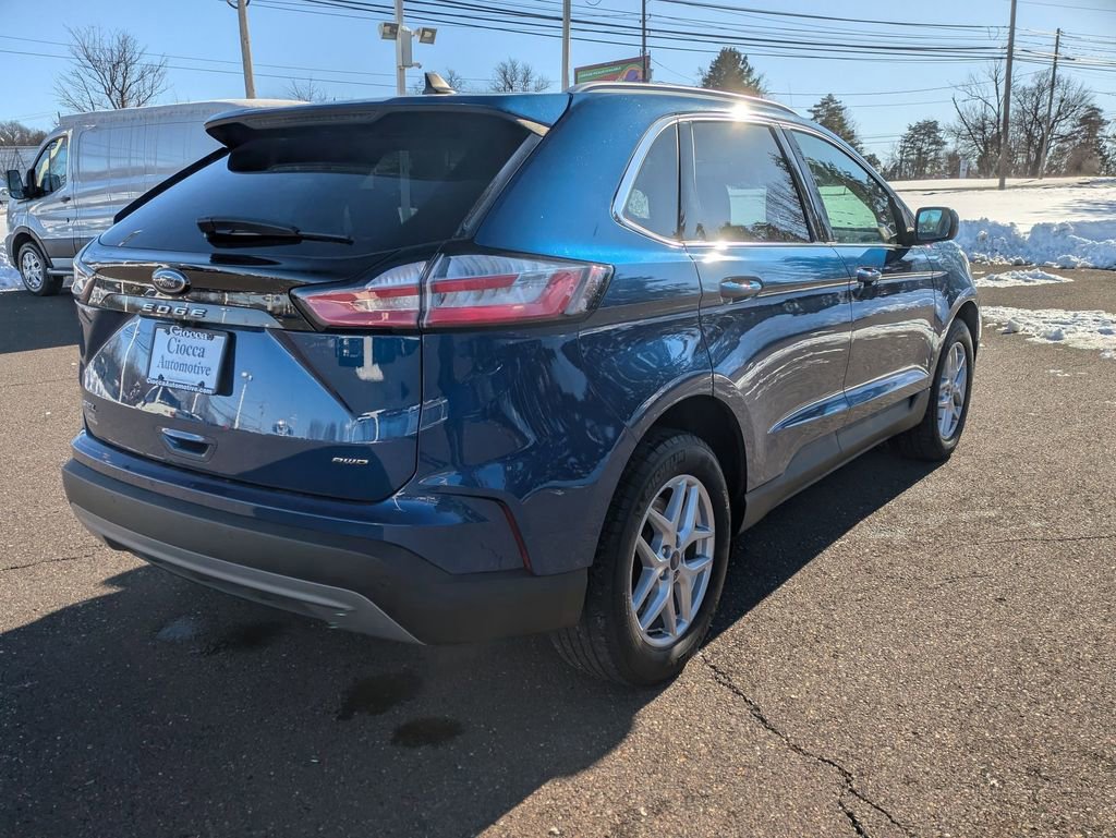 Used 2021 Ford Edge SEL w/ Convenience Package image 5