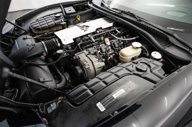 Used 2000 Chevrolet Corvette Convertible w/ Memory Pkg RWD image 39