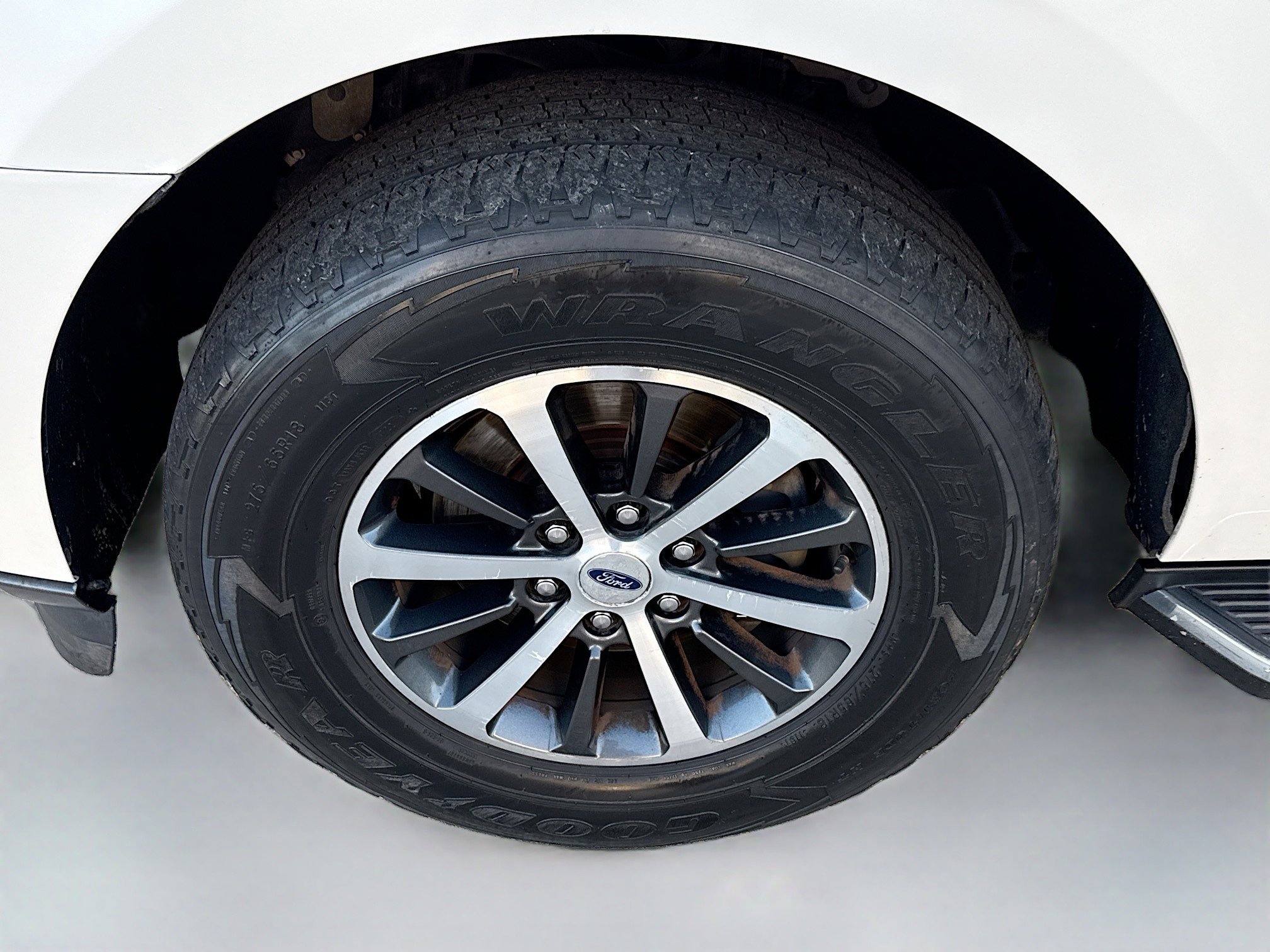 Used 2018 Ford Expedition Max XLT w/ Equipment Group 202A image 36