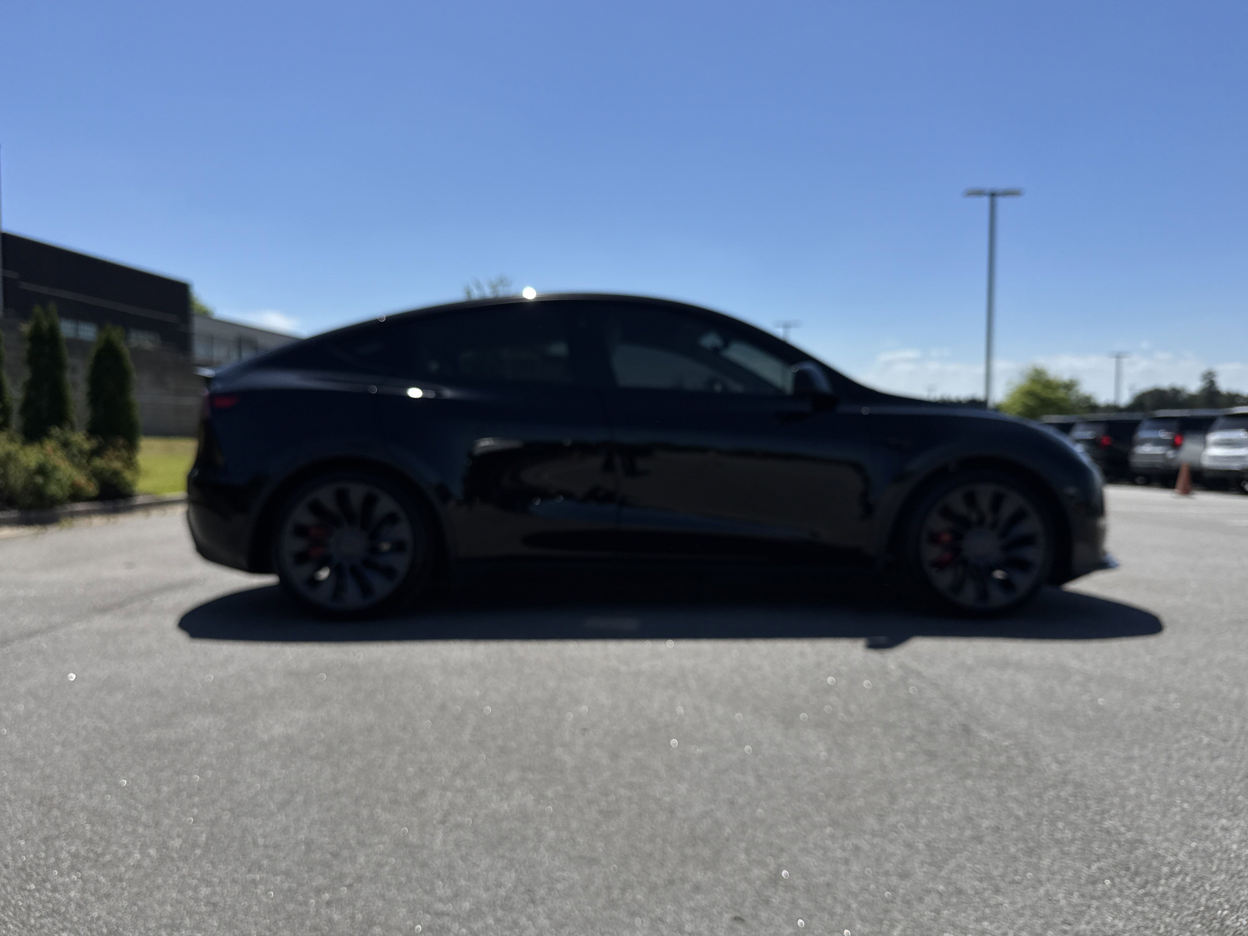 Used 2024 Tesla Model Y Performance AWD/4WD image 8