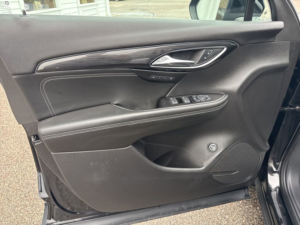 Certified 2023 Buick Envision Essence image 11