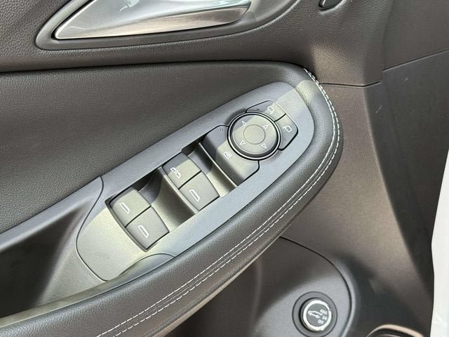 New 2026 Buick Encore GX Avenir w/ Avenir Technology Package AWD/4WD image 10