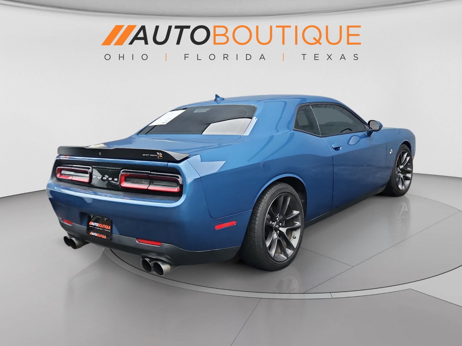Used 2021 Dodge Challenger R/T Scat Pack w/ Shaker Package RWD image 5