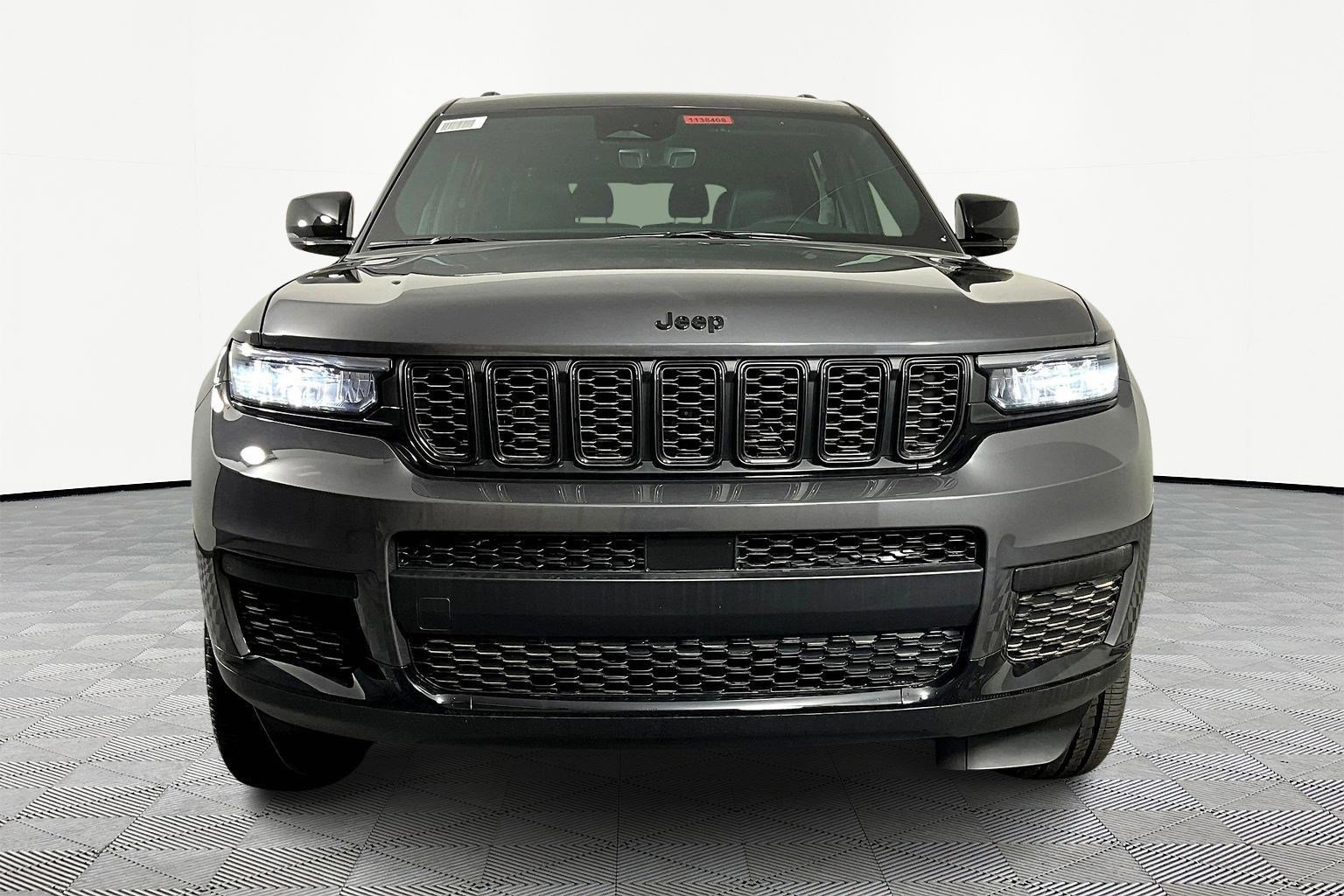 New 2025 Jeep Grand Cherokee L Altitude AWD/4WD image 2