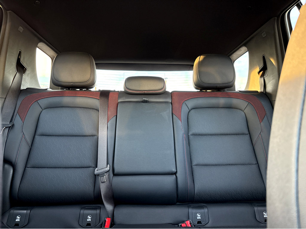 Used 2025 Chevrolet Equinox RS image 5