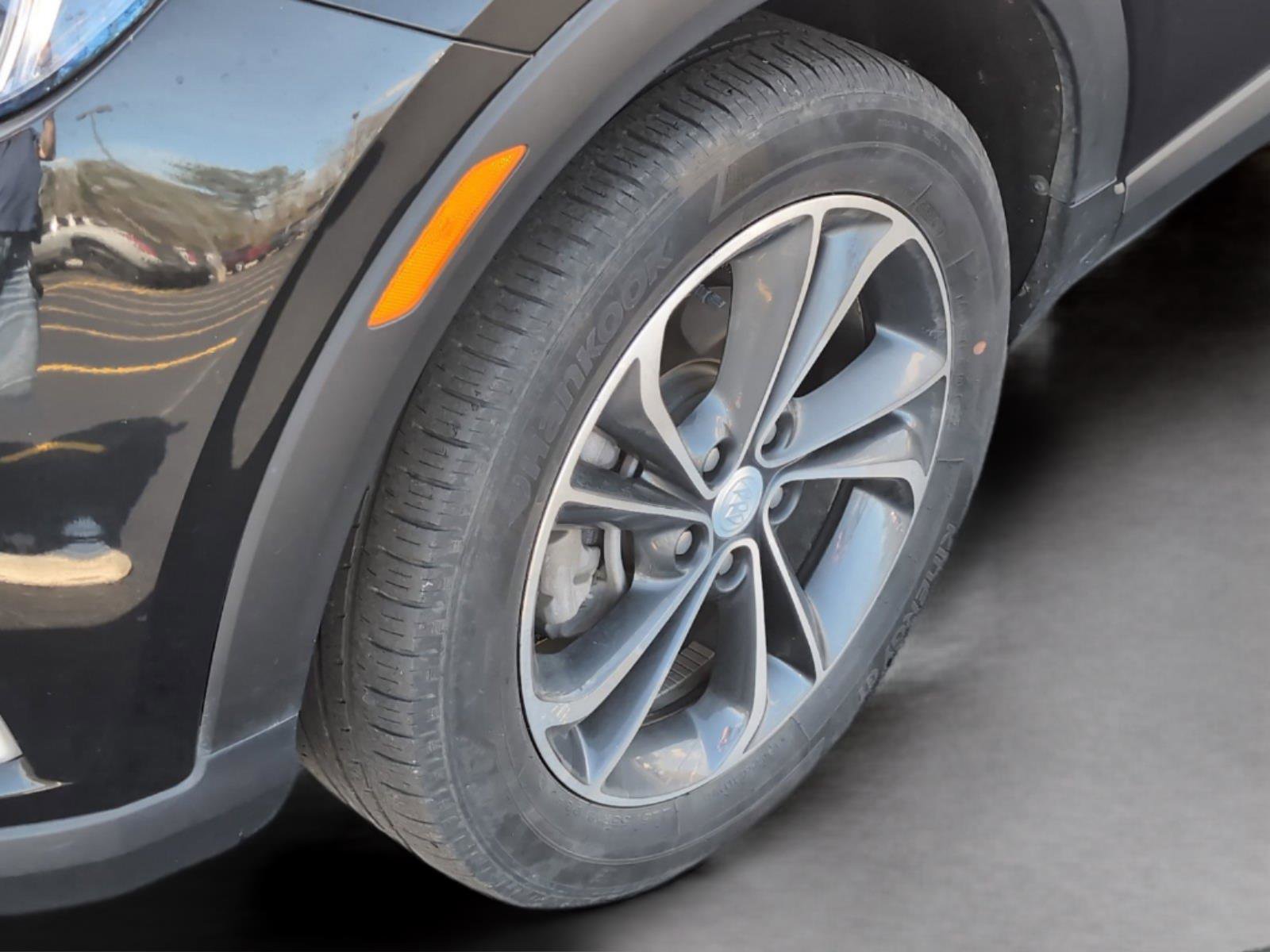 Used 2023 Buick Encore GX Select image 12