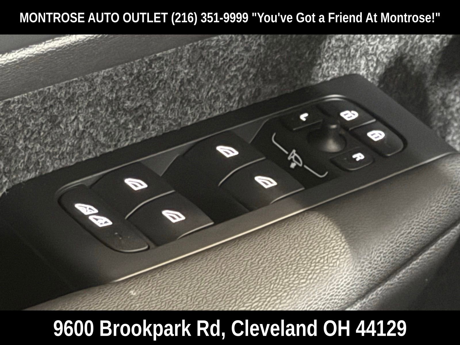 New 2026 Volvo XC40 B5 Plus w/ Protection Package Premier image 33