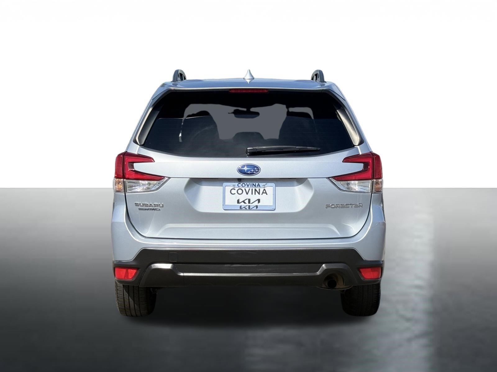 Used 2022 Subaru Forester Premium image 7