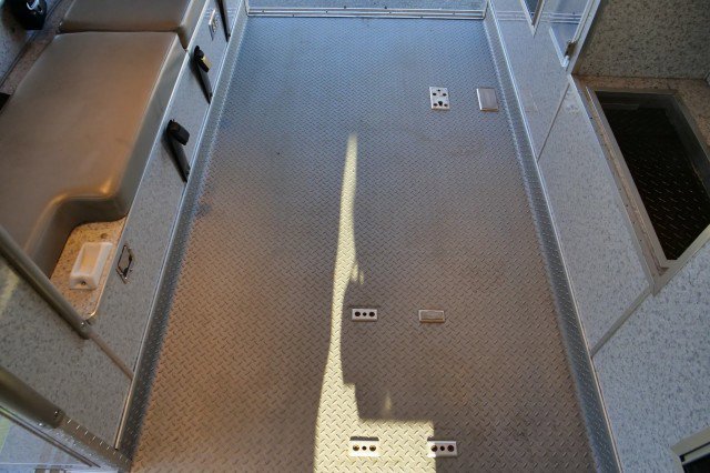 Used 2006 GMC Sierra 3500 SLE w/ Heavy-Duty Power Package image 55