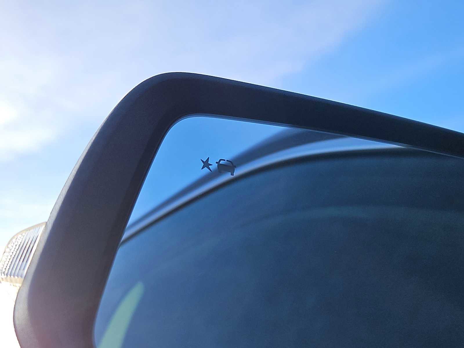 Used 2021 Chevrolet Traverse LT w/ LT Premium Package image 25