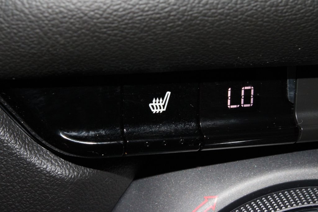 Used 2021 Chevrolet Blazer LT FWD image 32