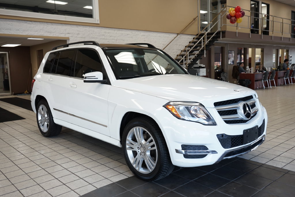 Used 2015 Mercedes-Benz GLK 350 4MATIC image 19