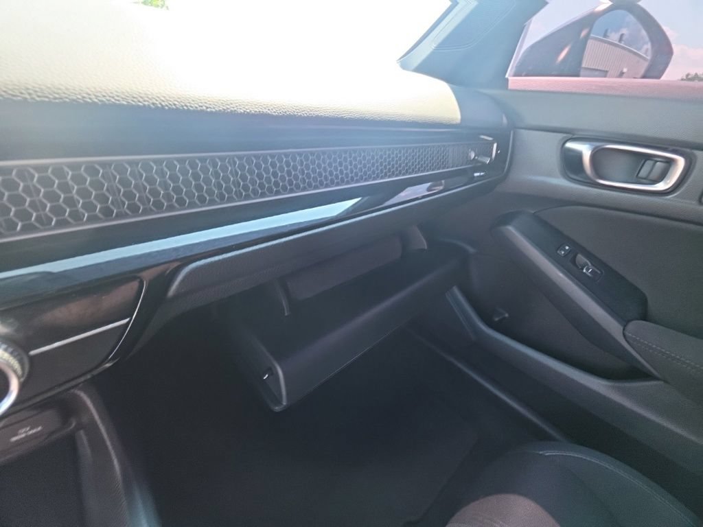 Used 2025 Honda Civic Sport image 21