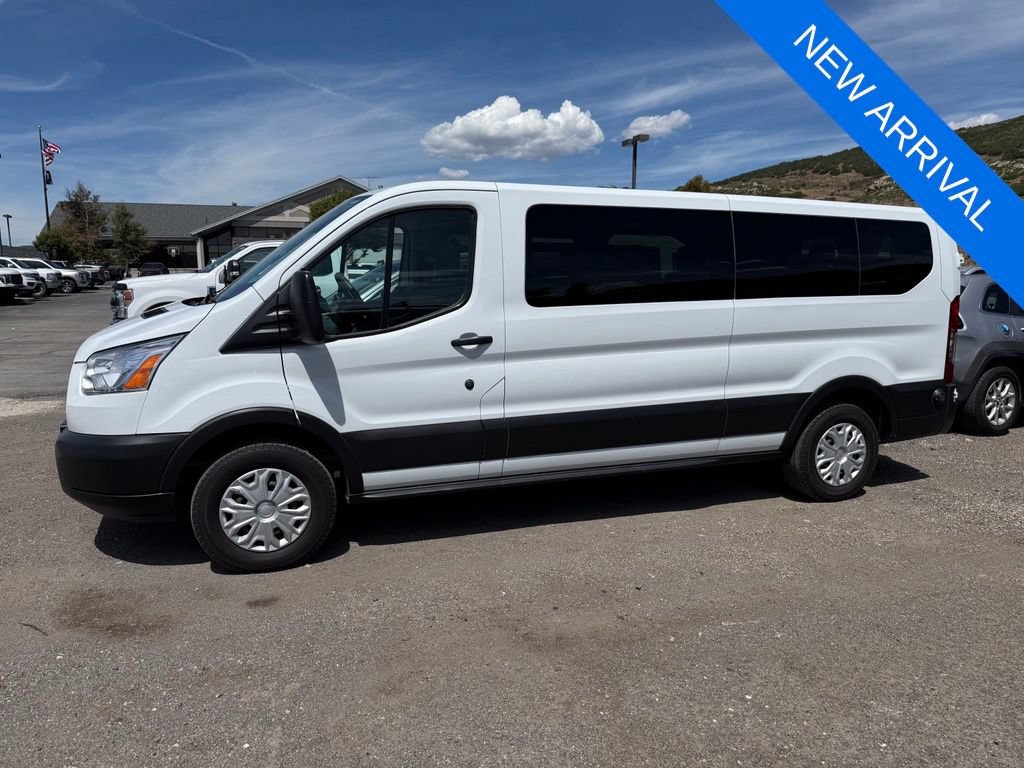 Used 2019 Ford Transit 350 XLT RWD image 4